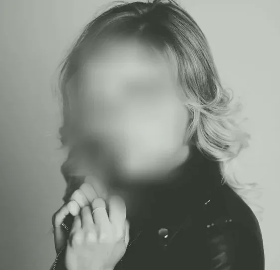 Alina, 33