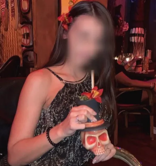 Antonia, 36