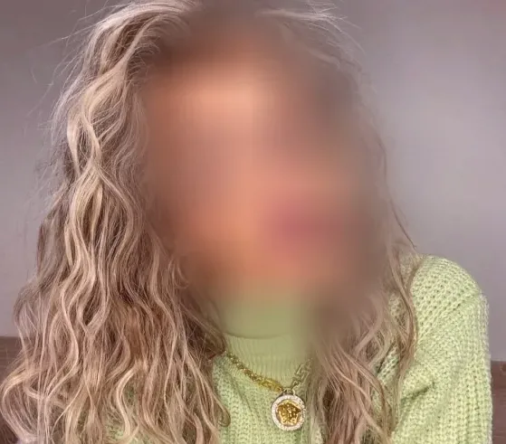 Emily, 35