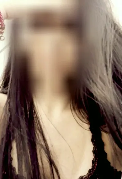 Fatma, 36
