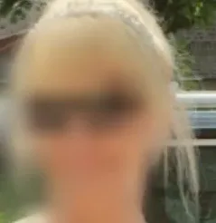 Helena, 37