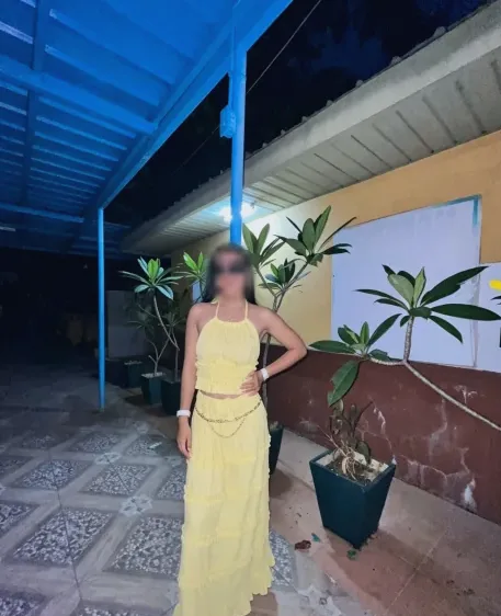 Laura, 29