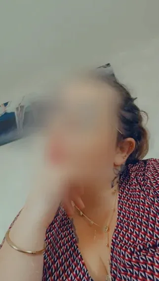 Meike, 24