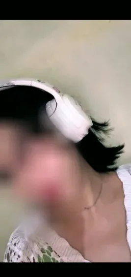 Mira, 30