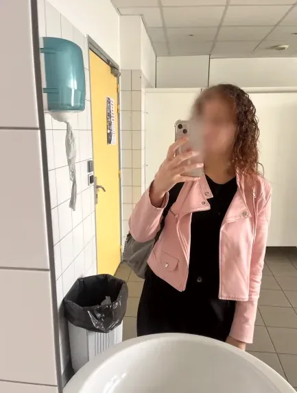 Miriam, 20