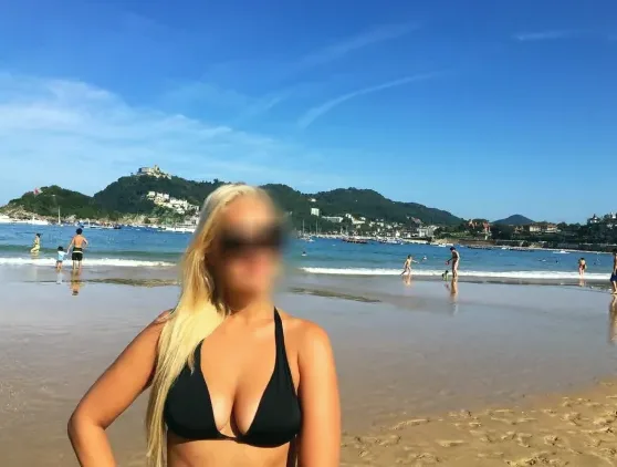 Yvonne, 35